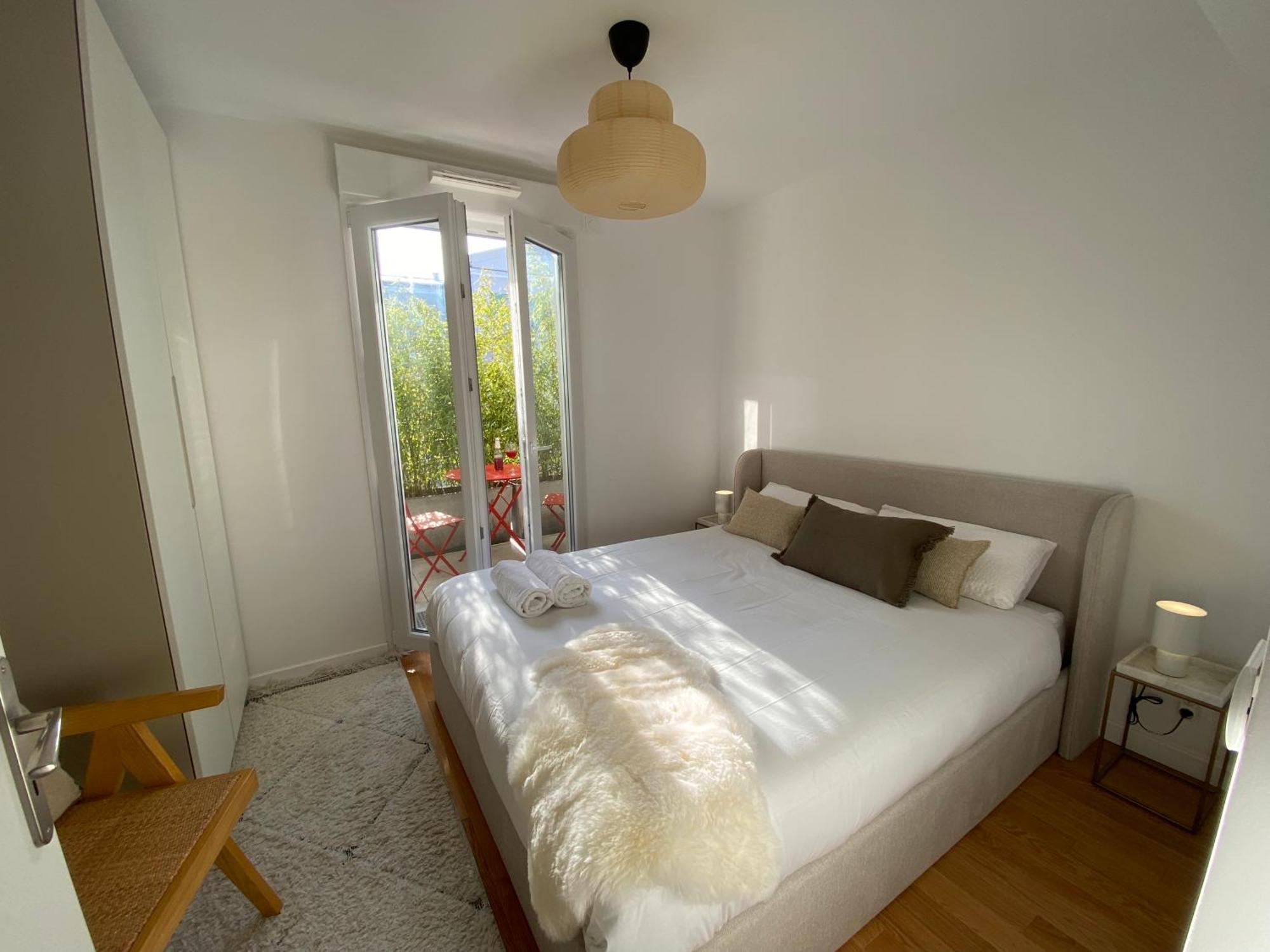 New Disneyland Paris Panoramic View 8 Pax, 2 Parking Apartment